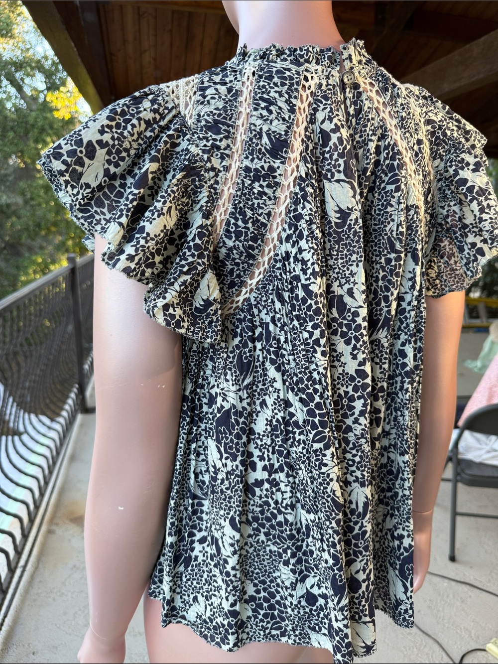 Sea New York top Priya Flutter Sleeve Floral navy blue pale green crochet lace S - Picture 10 of 17